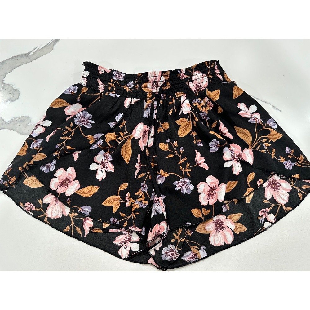 American Eagle Floral Smocked Waist Tulip Hem Shorts Black Pink XS Boho Summer